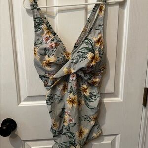 Summer Mae 2-Piece Floral Swimsuit